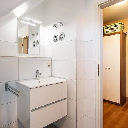 Strandhaus Lobbe, Mohnblume Nr 20 * Middelhagen